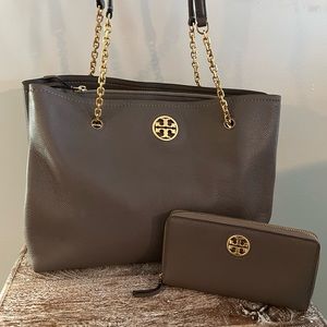 Tory Burch purse and wallet.  Sandstone in color, excellent new condition.